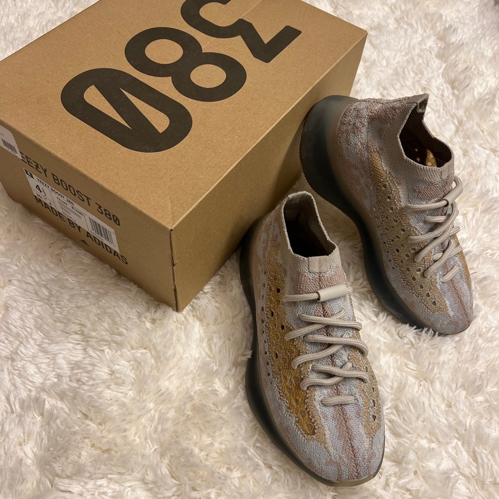 Adidas Yeezy Boost 380